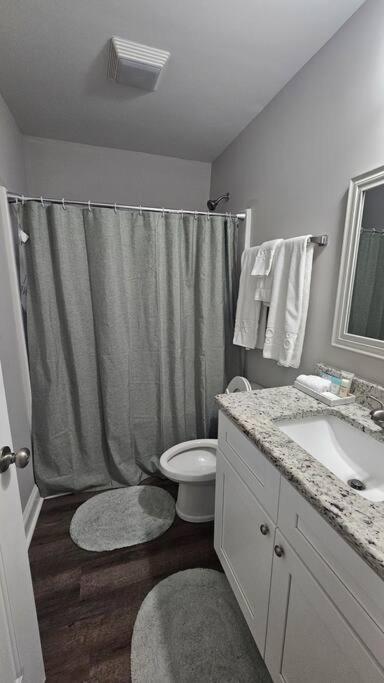 Gorgeous 3 Bedroom Home With Cable Tv In All Rooms & Free Wi-Fi Concord Eksteriør billede