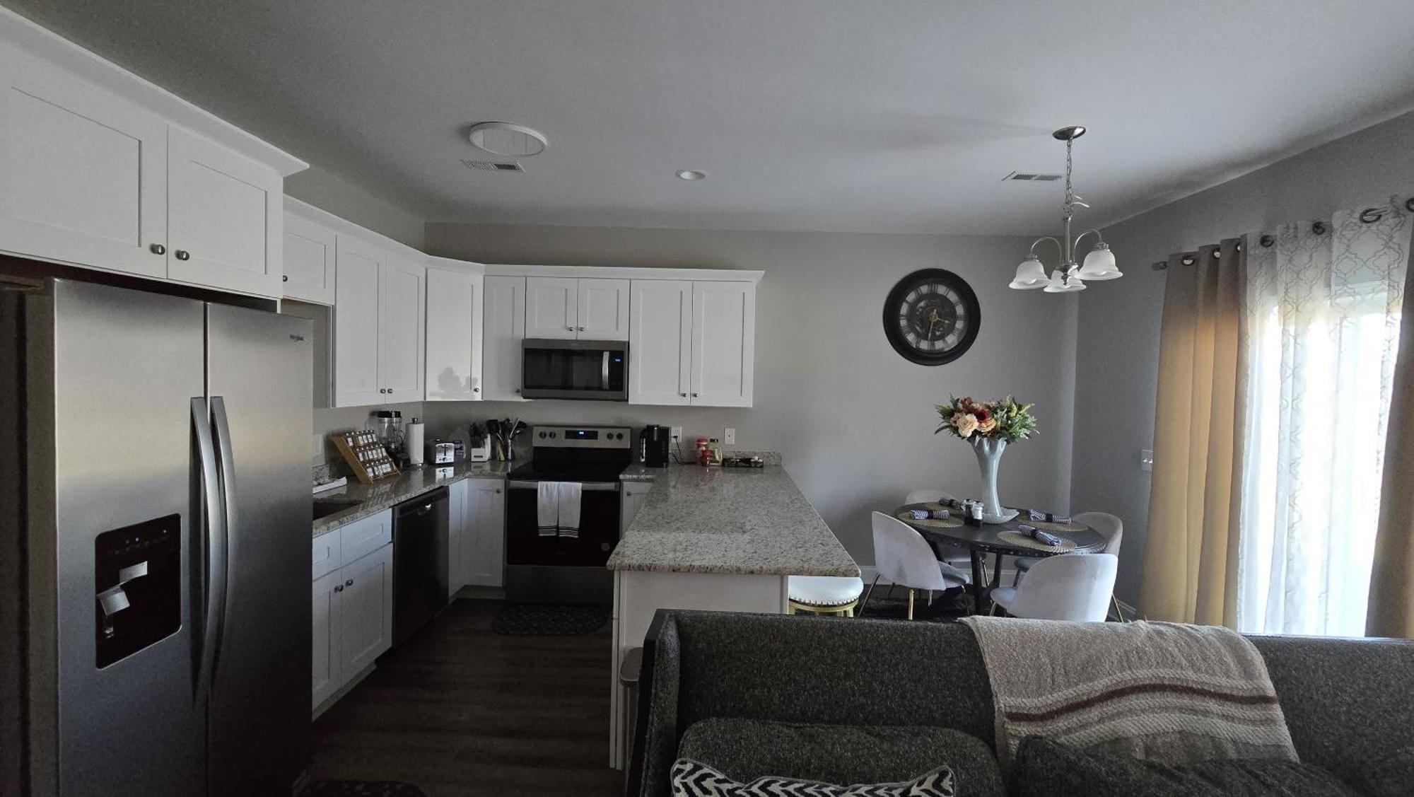 Gorgeous 3 Bedroom Home With Cable Tv In All Rooms & Free Wi-Fi Concord Eksteriør billede